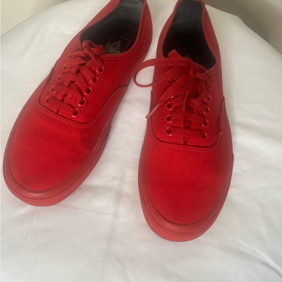 Vans Shoes - Women’s Vans Old Skool red canvas sneakers women’s size 8.5